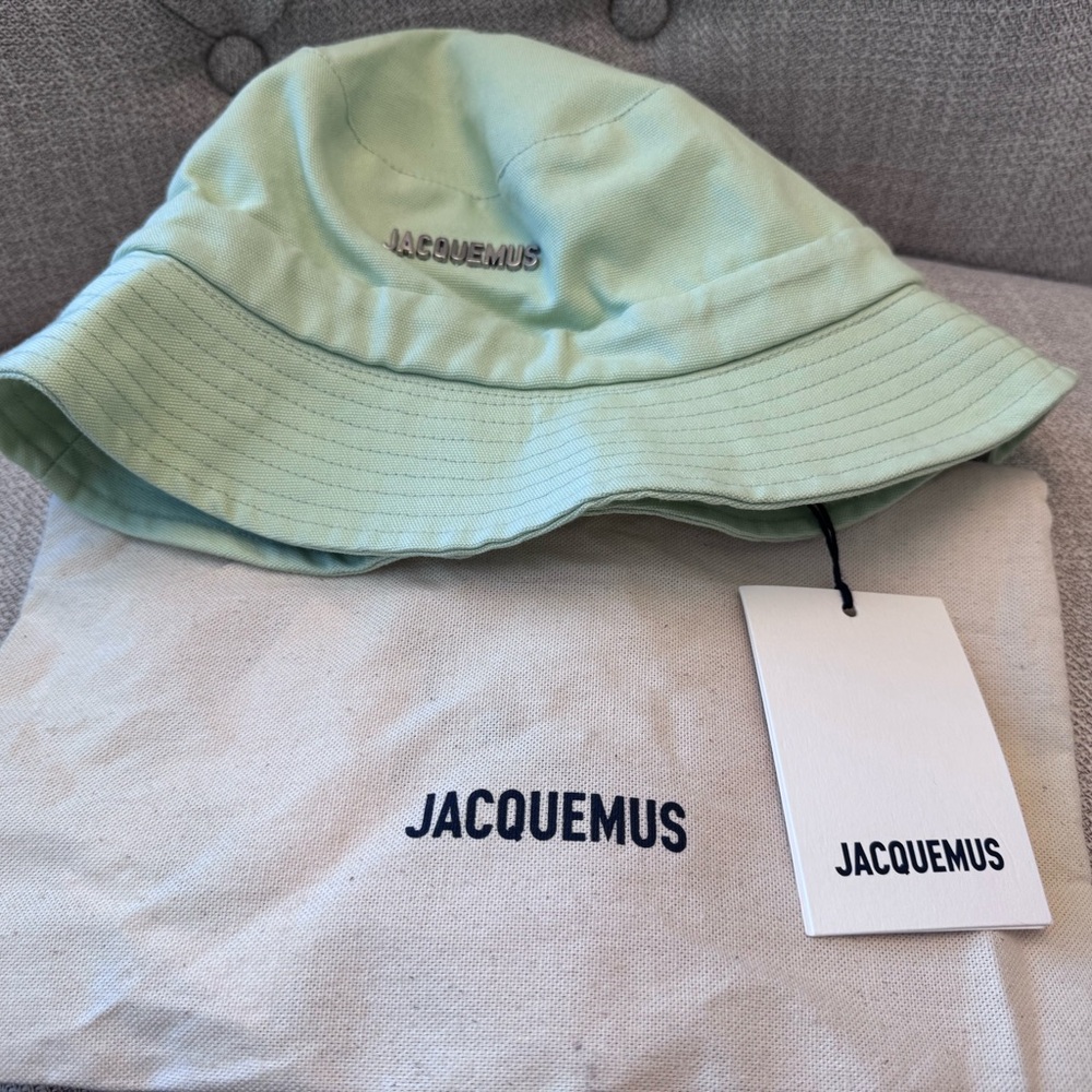 Jacquemus Green Bucket Hat Minimalist Design